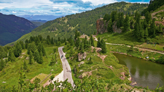 Alpenpass Mánghen, Passo