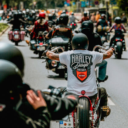 Harley Days Dresden 2026: Drei Tage Milwaukee-Sound an der Elbe