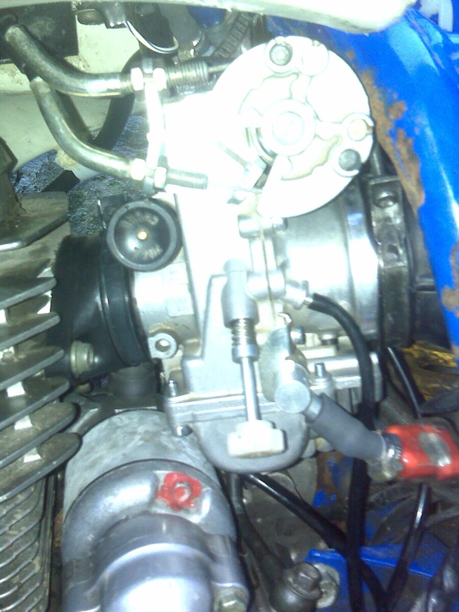 Mein neuer MIKUNI TM 36/31 mit montiertem kleinen Anlasser aus Modell ab 1996 :D
