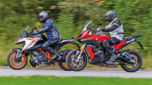BMW S 1000 XR vs. KTM 1290 Super Duke GT