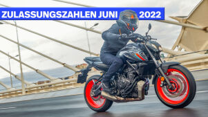 Zulassungszahlen Juni 2022 – alles im Plus außer Motorräder