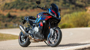 BMW M 1000 XR