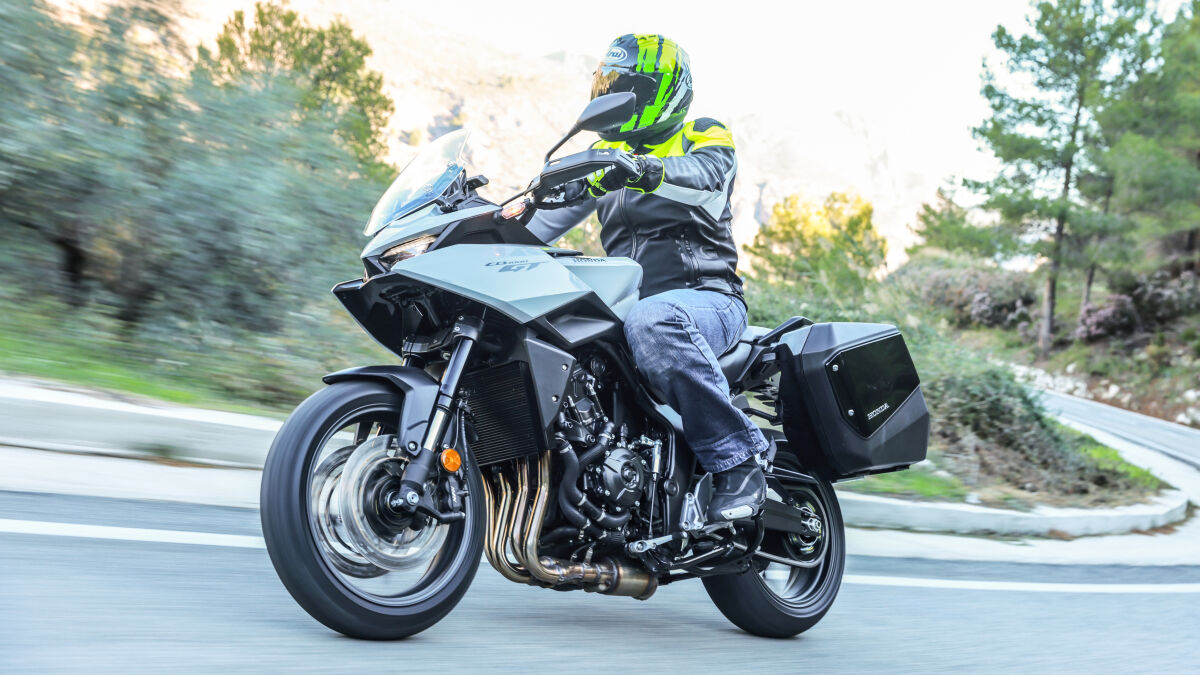 Honda CB1000GT – Hondas neuer Sporttourer im Test Entspannte und zielgenaue Kurvenjagd mit der CB1000GT
