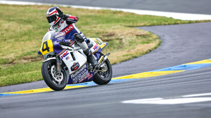 Honda CB1000F: Weltpremiere mit Freddie Spencer und der NSR500