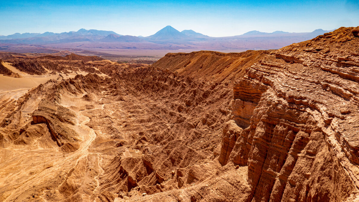 Hier könnte man auch ein paar Westernfilme drehen, die Felsen erinnern uns immer wieder an die USA