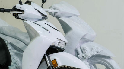 Honda SH125i 25 Jahre 2026 Skulptur Marmor Vision SH Marmo