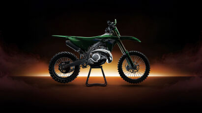 Ölverbrenner-Raketen aus Japan: Kawasaki bringt neue Offroad-Zweitakt-Plattform