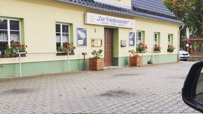 Motorradhotel - Saaletal, Sachsen - Gasthaus & Pension Zur deutschen Friedenseiche