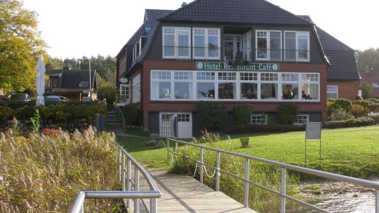 Fährhaus Niederkleveez