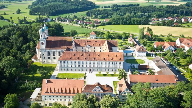 Motorradhotel - Bayerisch Schwaben, Donau, Schwaben - Hotel Kloster Holzen