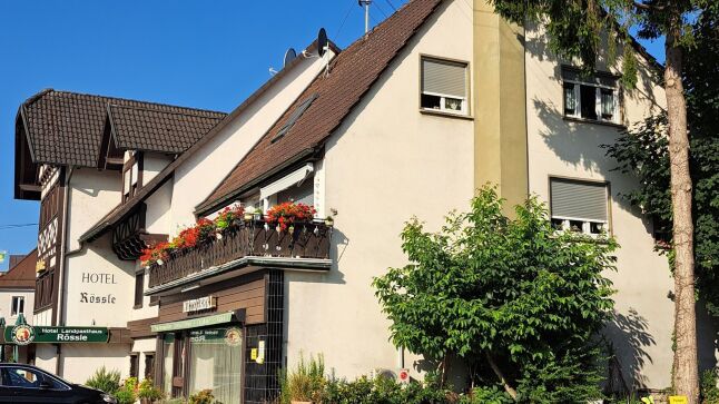 Motorradhotel - Baden-Württemberg, Rheinebene, Schwarzwald - Hotel Landgasthaus Rössle