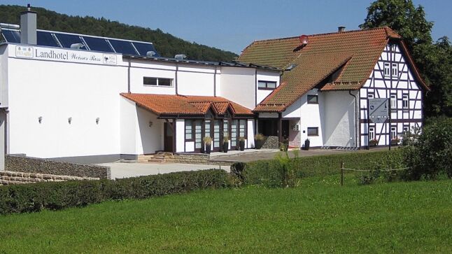 Motorradhotel - Rhön, Unterfranken - Landhotel Weisses Ross garni