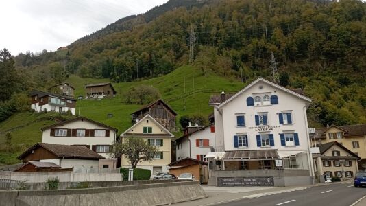 Hotel Sternen / Poulet im Körbli