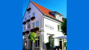 Mondholzhotel - Hotel Müller Café & Wein