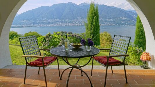 TOP-Ferienwohnung im Landhausstil mit Panoramablick & Pool