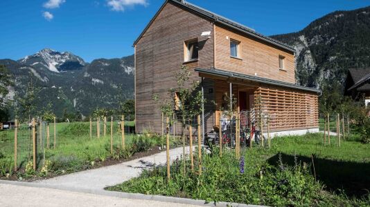 THE GREEN LODGE - ÖKO-Ferienwohnung am Hallstättersee