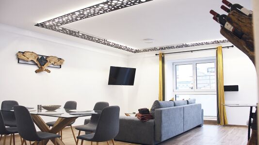 Laurentia Penthouse Apartment