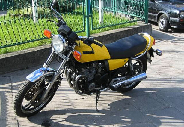 Cdj 400 Ansaugstutzen Satz Für Yamaha XJ 550 XJ550 4V8 1981-1984