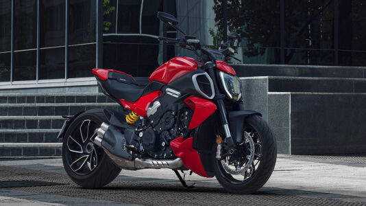 Diavel V4
