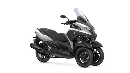 Tricity 300