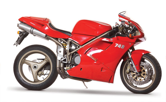 Ducati 748 Technische Daten